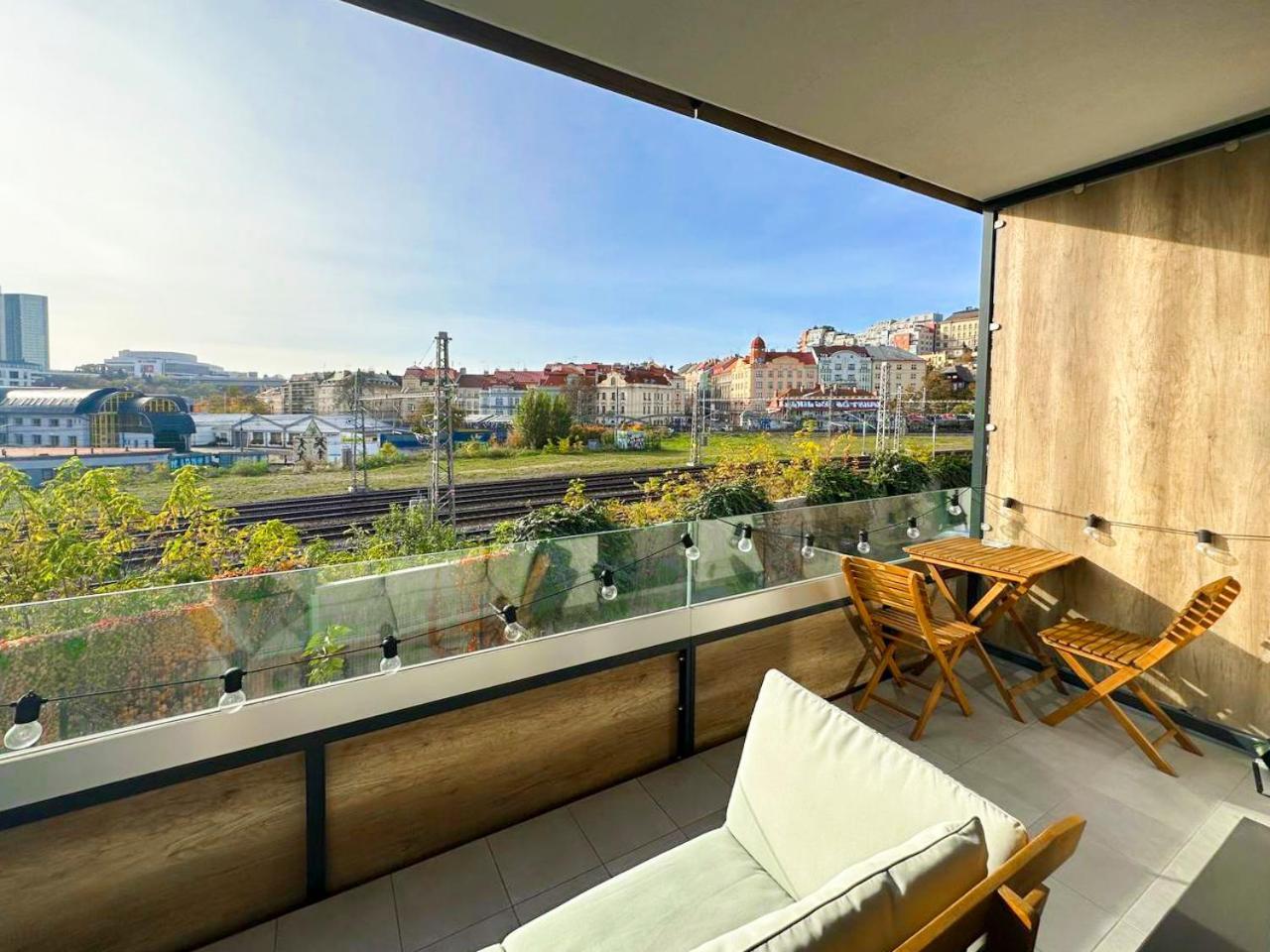 Vila Vinice Прага Экстерьер фото