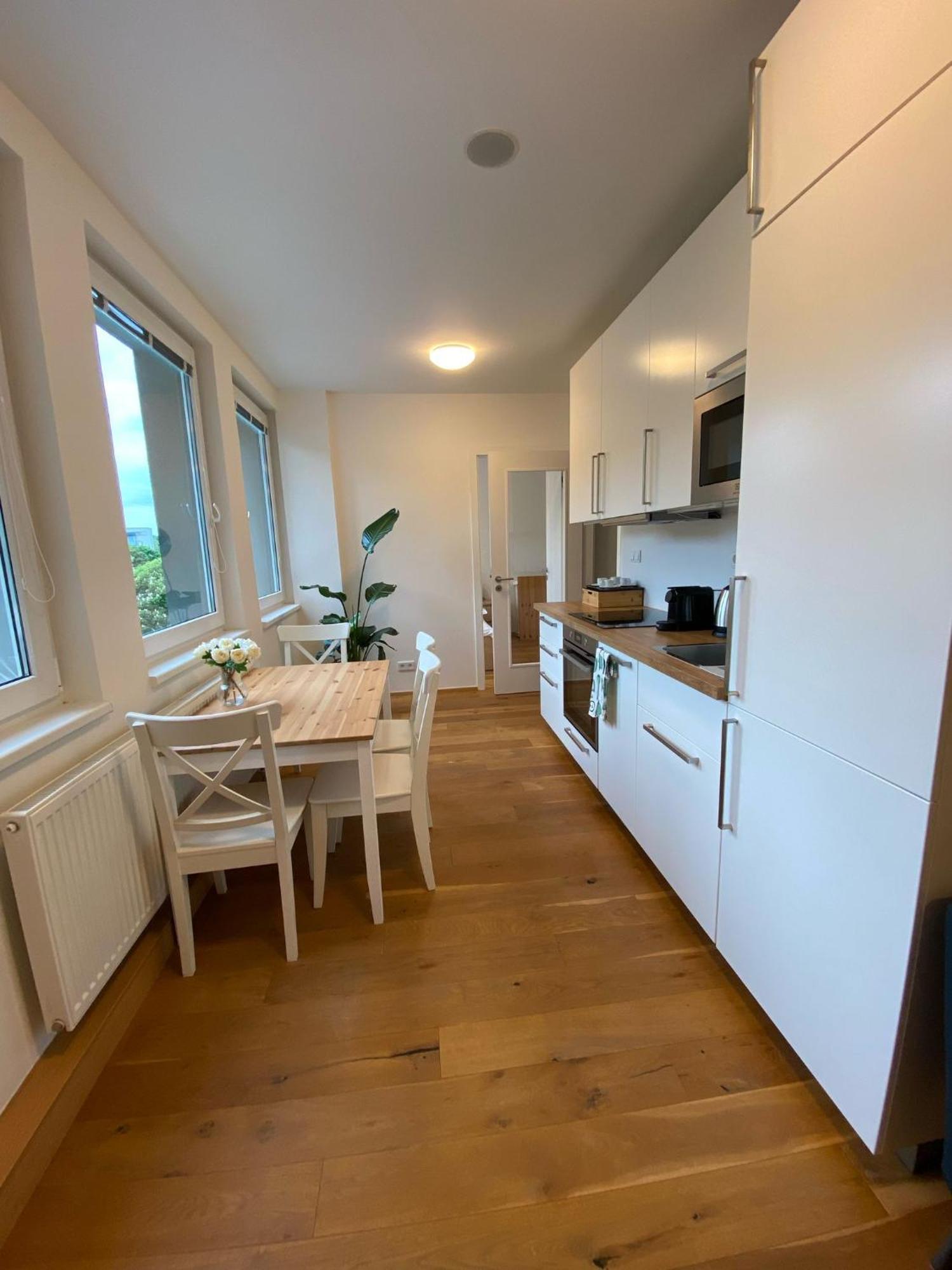 Vila Vinice Прага Экстерьер фото